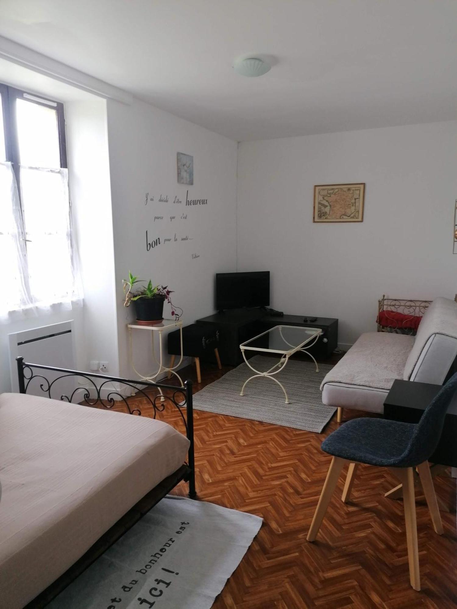 Charmante Maison, Calme Et Nature A La Roche Posay Zewnętrze zdjęcie